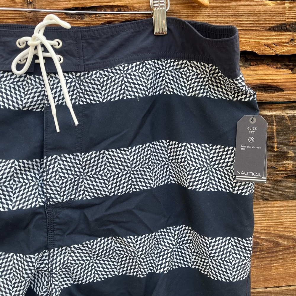 NAUTICA | NWT Navy Stripe Swim Trunks XXL - Picture 2 of 5